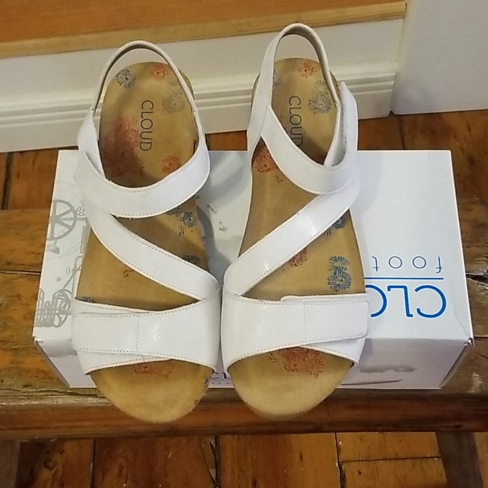 Cloud Footwear Dorothy Cork Wedges White L41/11